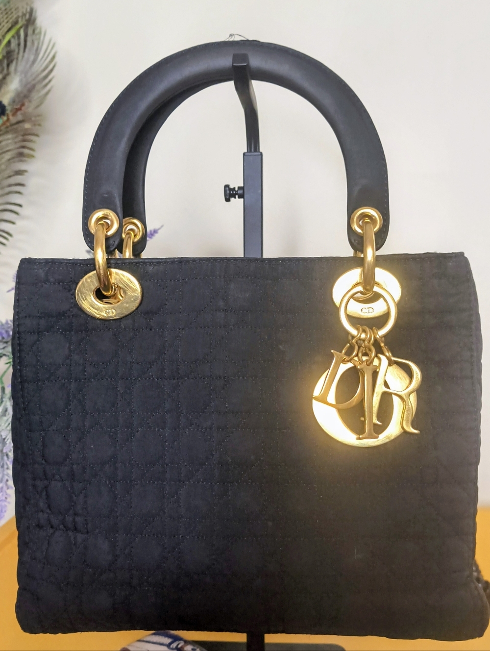 Christian Dior Lady Dior Black Embroidered Cannage Embroidered Handbag In GUC